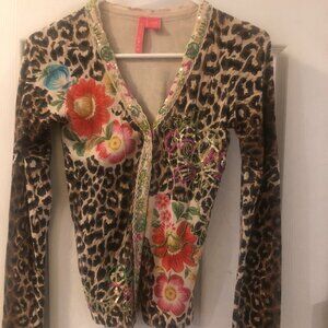 Dazzling Leopard Print Button Up Sweater